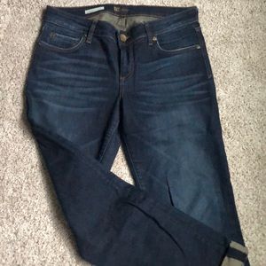 Kut from the Kloth jeans dark wash distressed sz 6